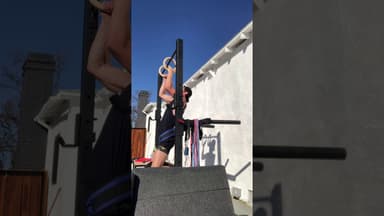 Athletic Muscle Pull Up